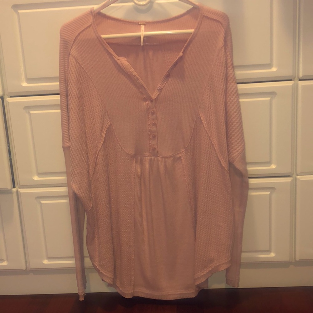 Free People Women’s Long Sleeve Henley tee/ Top Size S